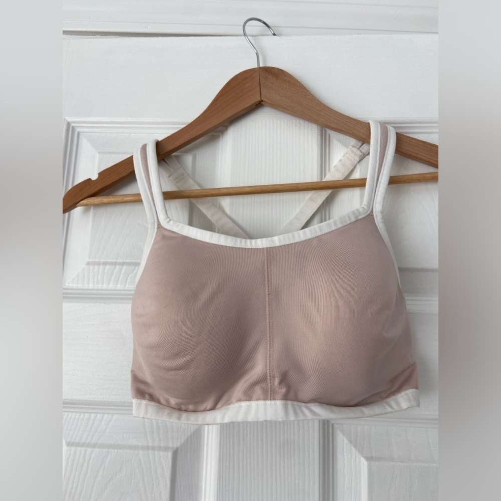 Natori Yogi Bra in Light Mocha and Ivory size 32 D